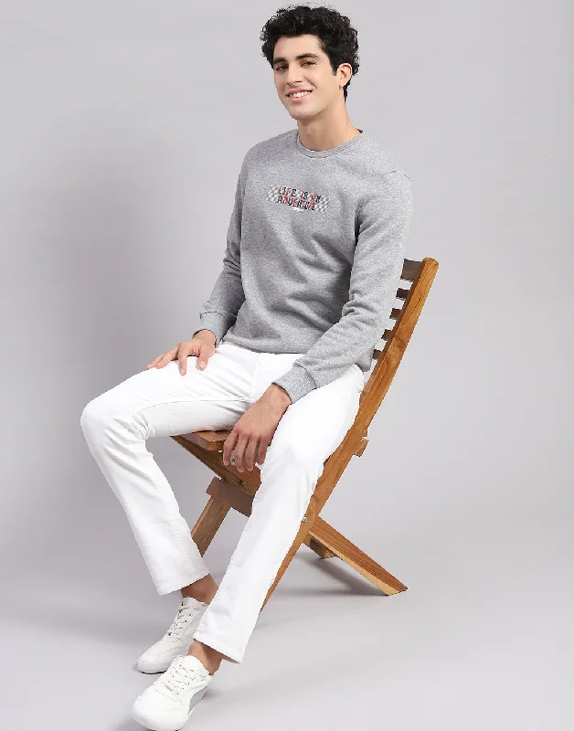 Men Grey Solid Round Neck Full Sleeve Sweatshirts