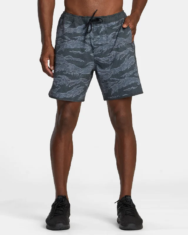 Yogger Hybrid 17" Athletic Shorts - Black Tiger Camo